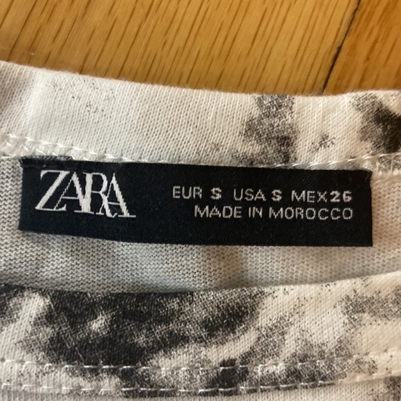 Women’s Zara top. Black and white. Size S - Picture 3 of 7